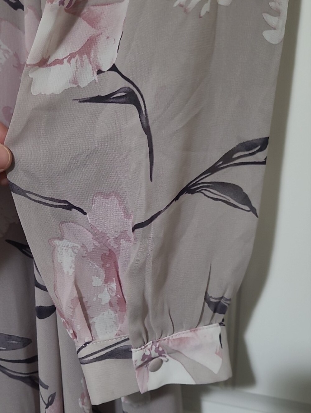 Lulu's Dusty Lavender Floral Wrap Maxi Dress - Picture 7 of 10
